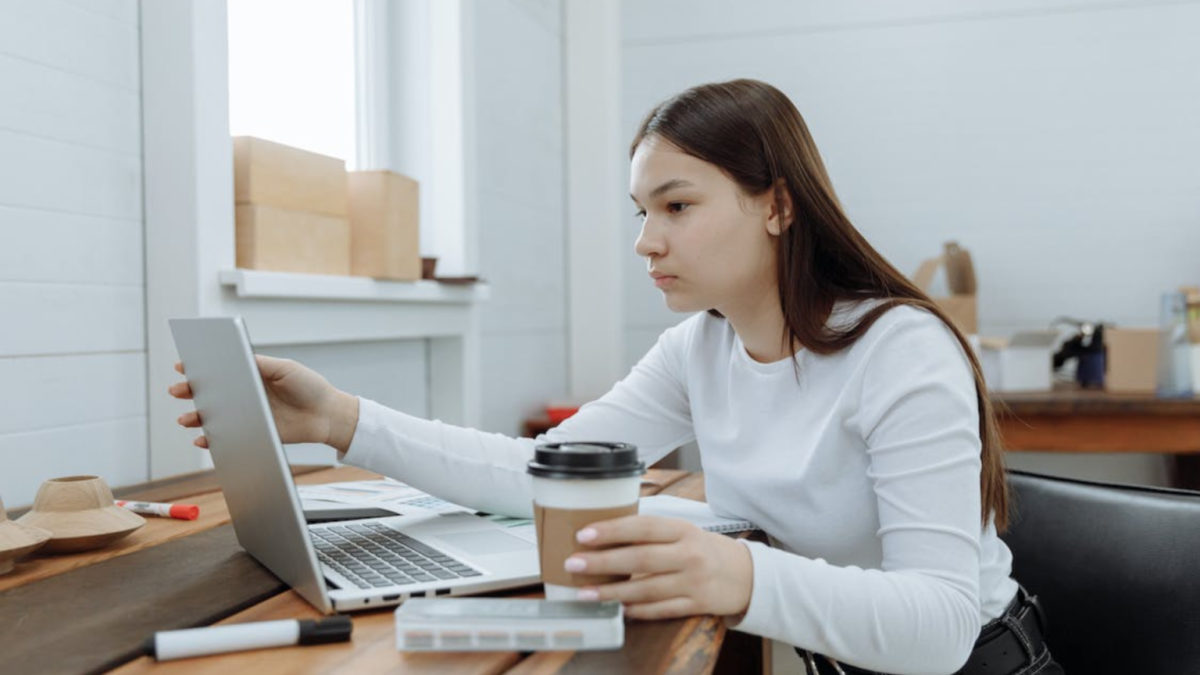 The Essential Components of Mandatory Training Programs in the Workplace 
